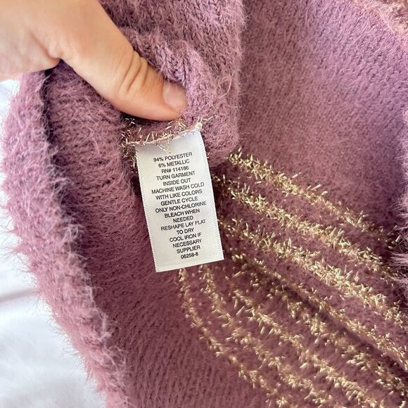 NWT Liz Claiborne Womens Medium Purple Pullover Knit Sweater Sparkly Metallic - Picture 7 of 8